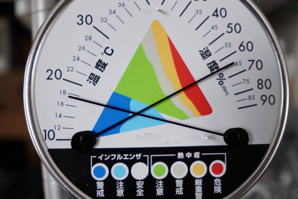 吹き抜けの魅力と「寒い」と言われる理由